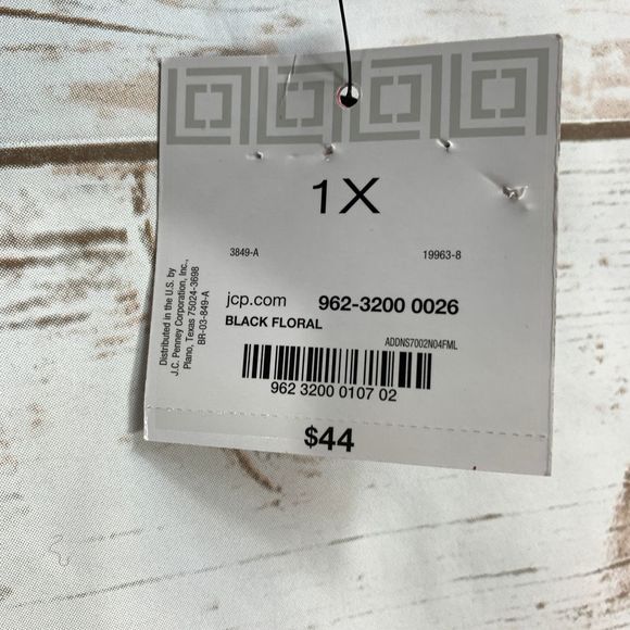 Liz Claiborne Long Sleeve Floral Detail Blouse - Picture 4 of 6